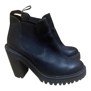Dr. Martens Hurston Heeled Black Chelsea Boots Womens Size 7 Goth Punk Slip On